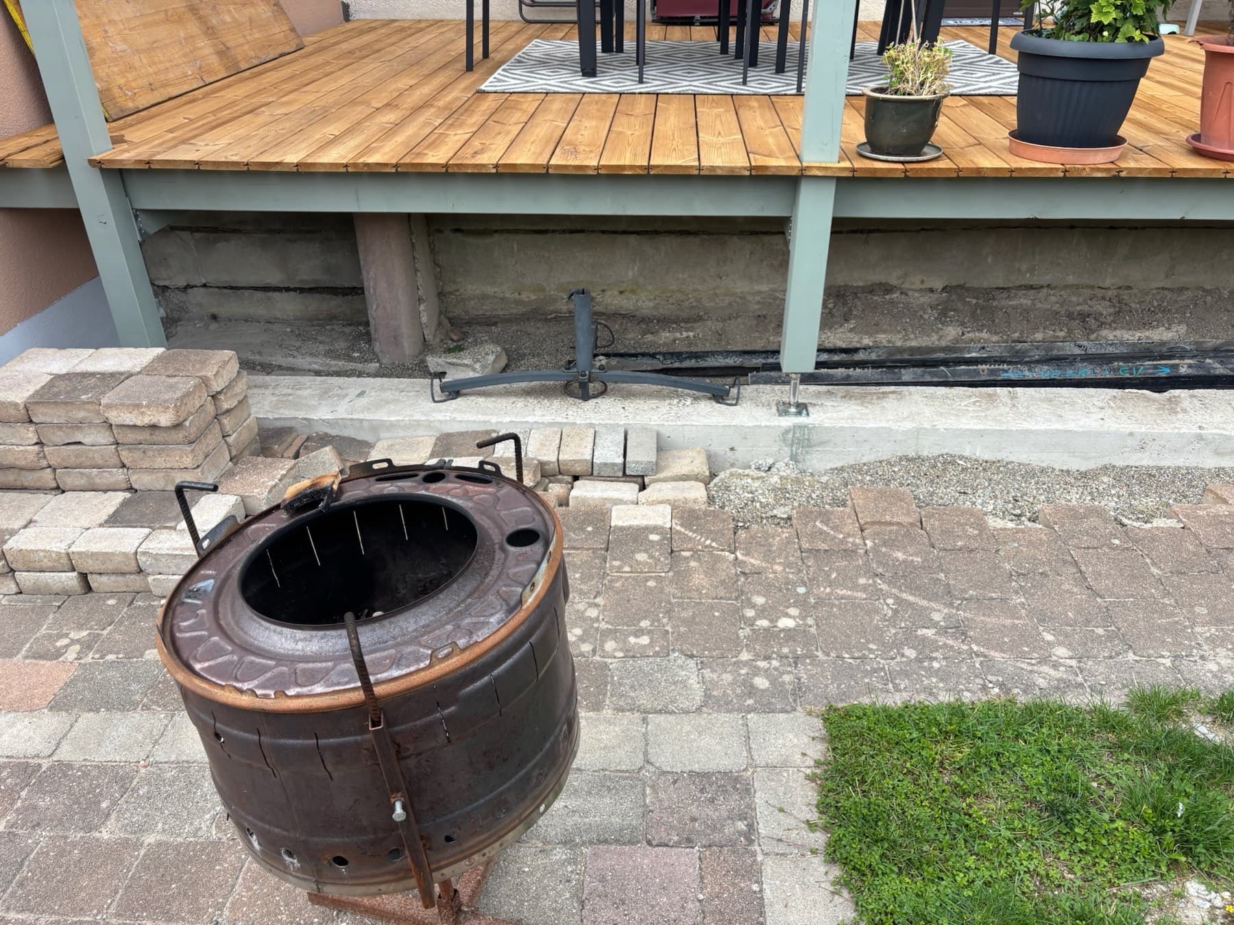 Terrasse mit Feuerstelle